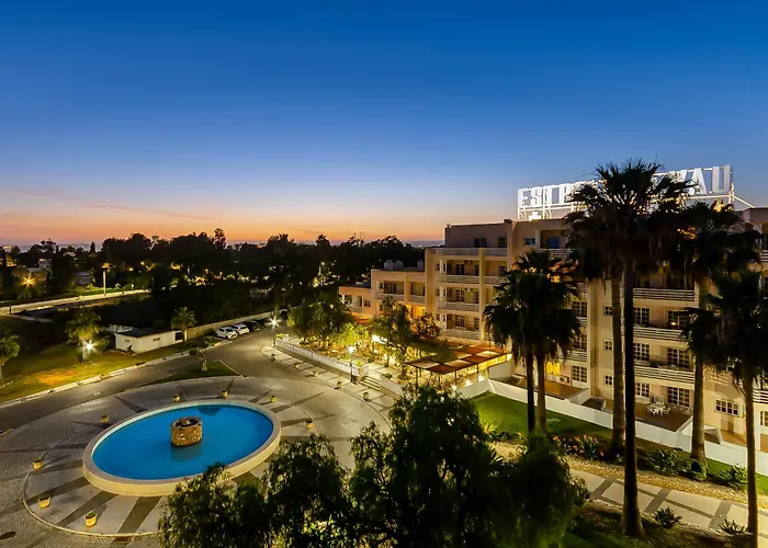 アパートホテル Turim Estrela Do Vau 4*