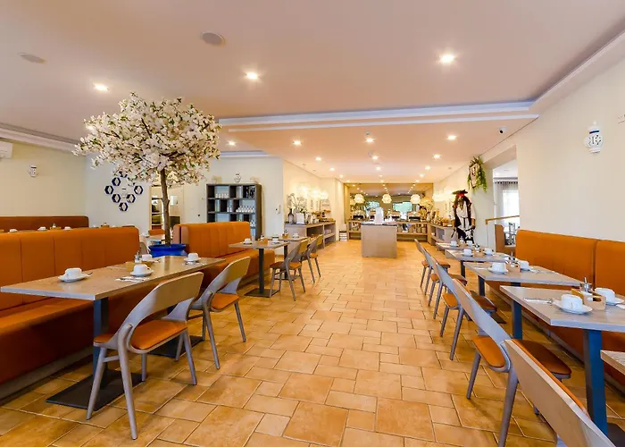 アパートホテル Turim Estrela Do Vau