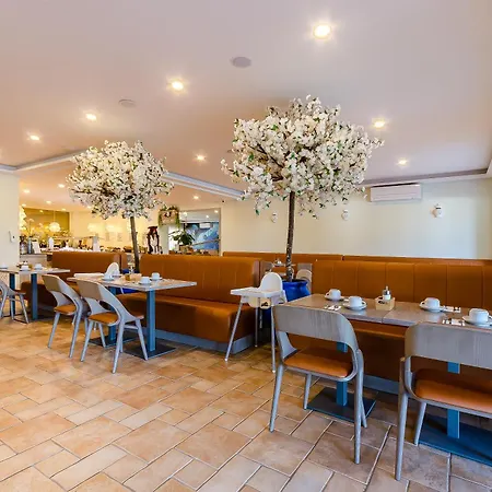 Ξενοδοχείο με διαμερίσματα Turim Estrela Do Vau Portimão